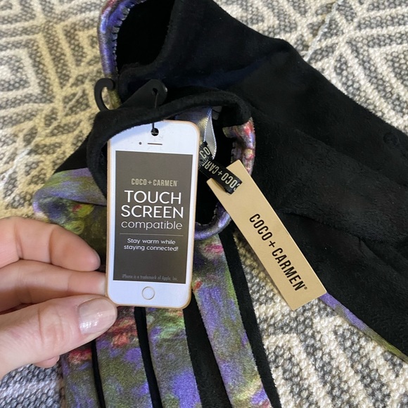 *3 for $12* NWT Touch Screen Compatible Gloves - Picture 2 of 6